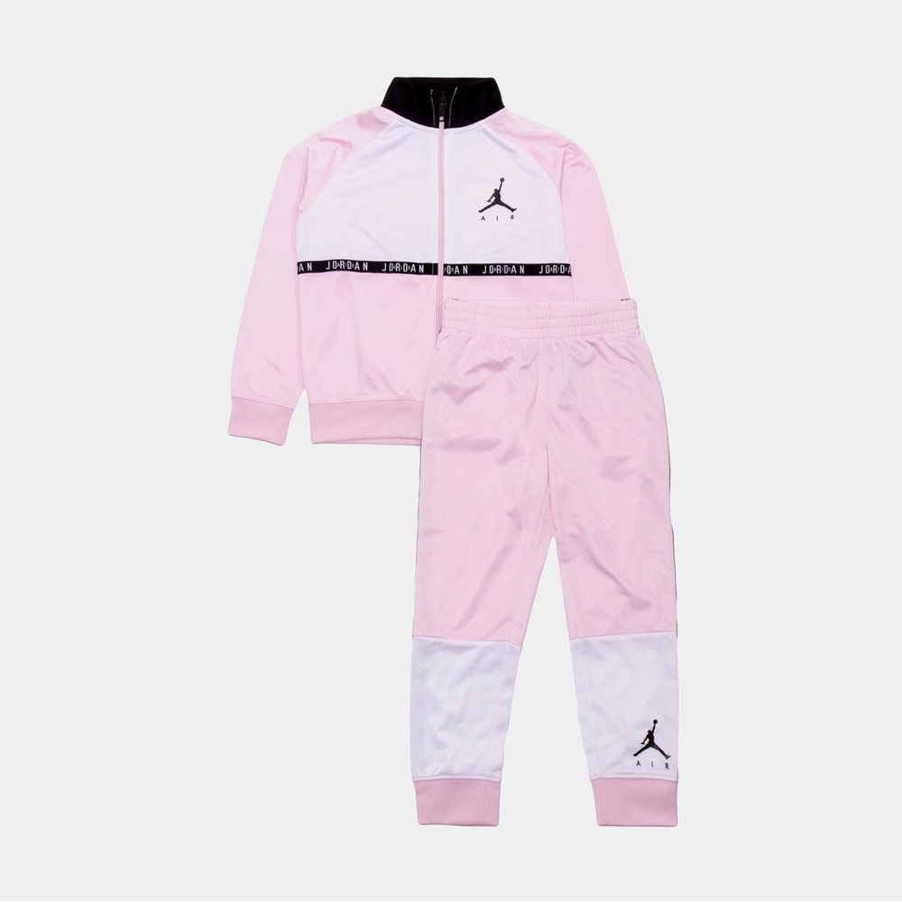 Girls Air Blocked‎ Jacket and Pants, 2
Piece Tricot Set size 5-6yrs NWT